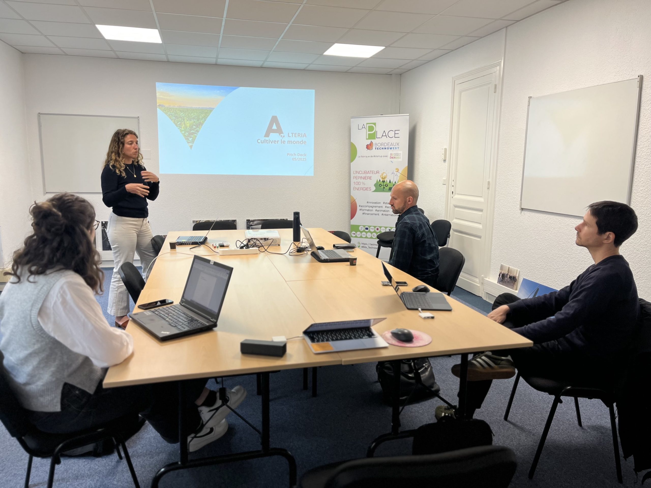 Alteria Biosolution Garage Pitch